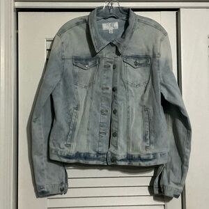 Time and Tru Light Wash Denim Jacket